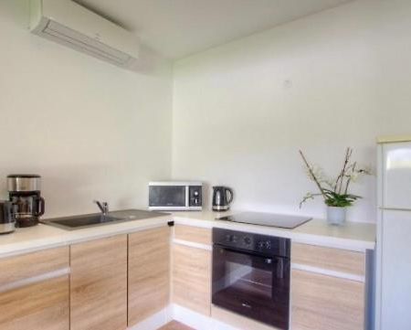 Appartement Tranquille En Bas De Villa Afa Zewnętrze zdjęcie